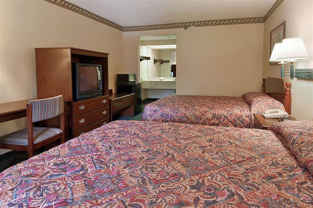 Days Inn - Chapel Hill Chambre photo