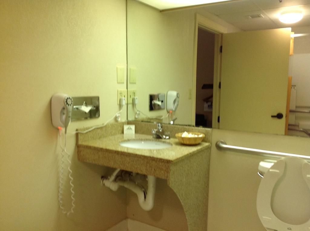 Days Inn - Chapel Hill Chambre photo